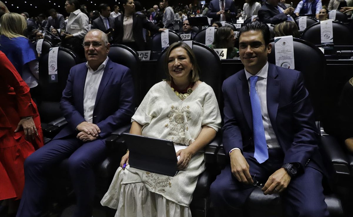 VIDEOS: Oposición arropa a Xóchitl al grito de "¡Presidenta!" al inicio del Congreso General