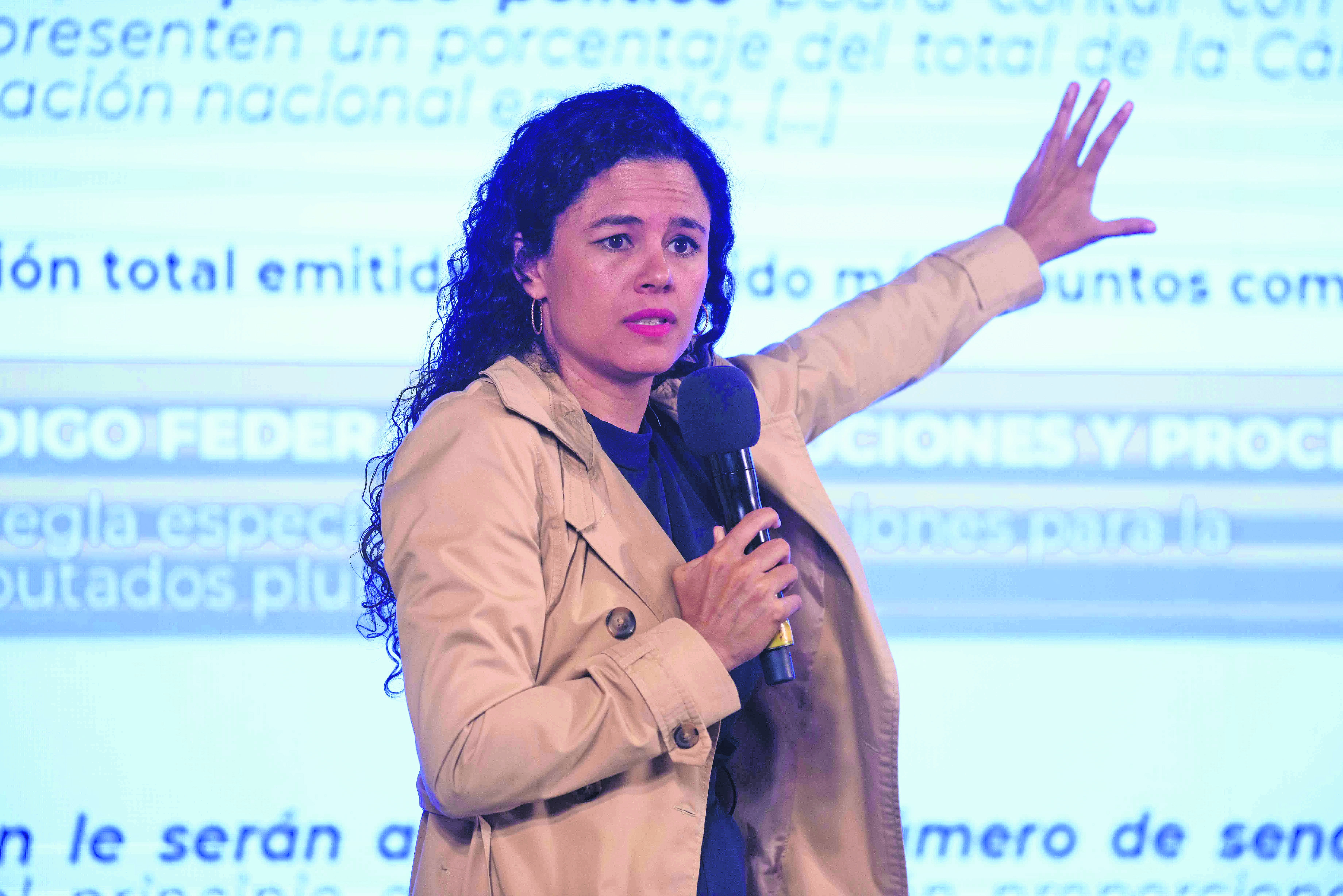 Gobernación defiende la supermayoría de Morena