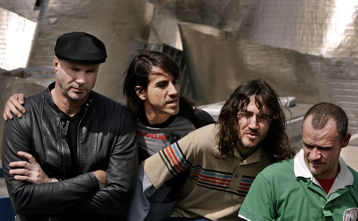 John Frusciante vuelve a Red Hot Chili Peppers después de 10 años