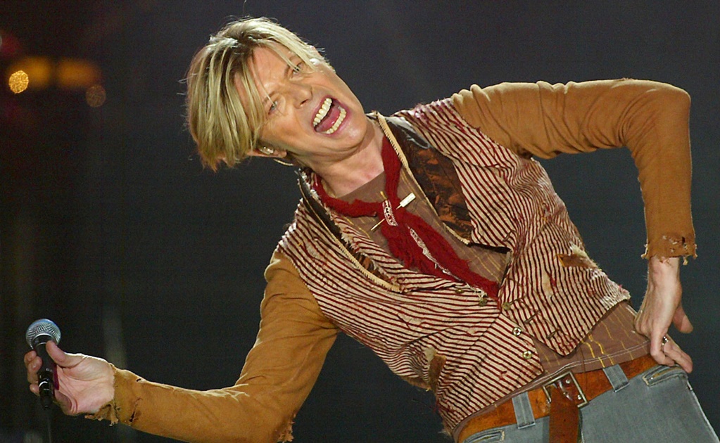 David Bowie, cuatro premios en ceremonia previa del Grammy