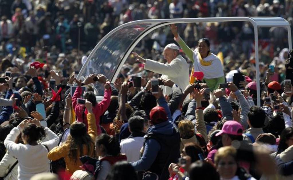 Visit of pope broadcast by Spanish-language TV networks in U.S. 