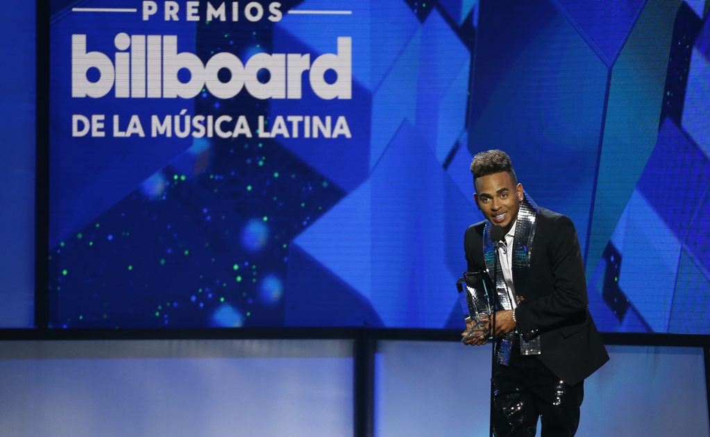 Marca Ozuna récord como finalista y ganador en los "Billboard Latin Music Awards"