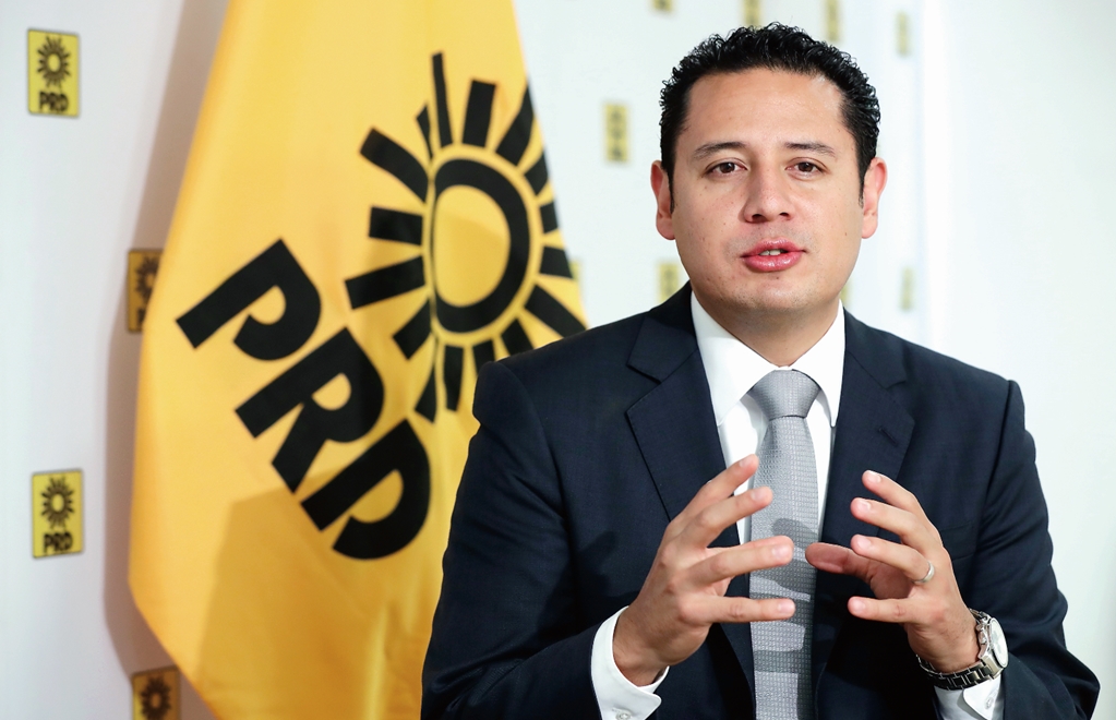 PRD necesita diputados de oposición y no que simulen: Ángel Ávila