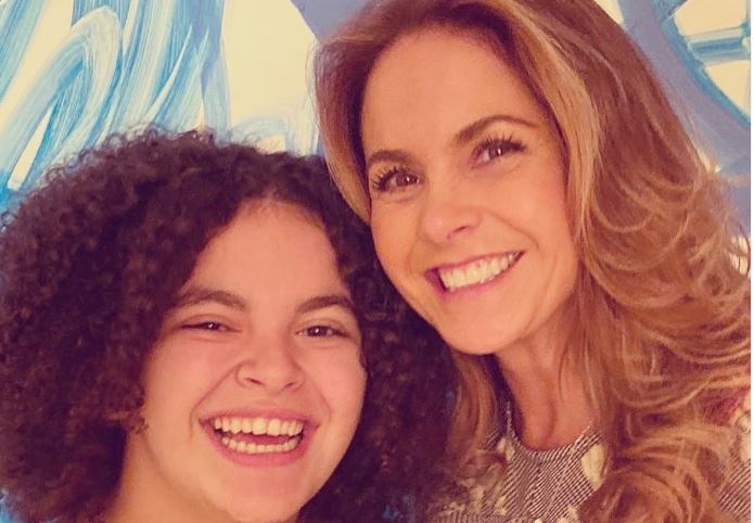 Lucero y su hija protagonizan divertido baile en tendencia, ¿nuevas reinas de TikTok?