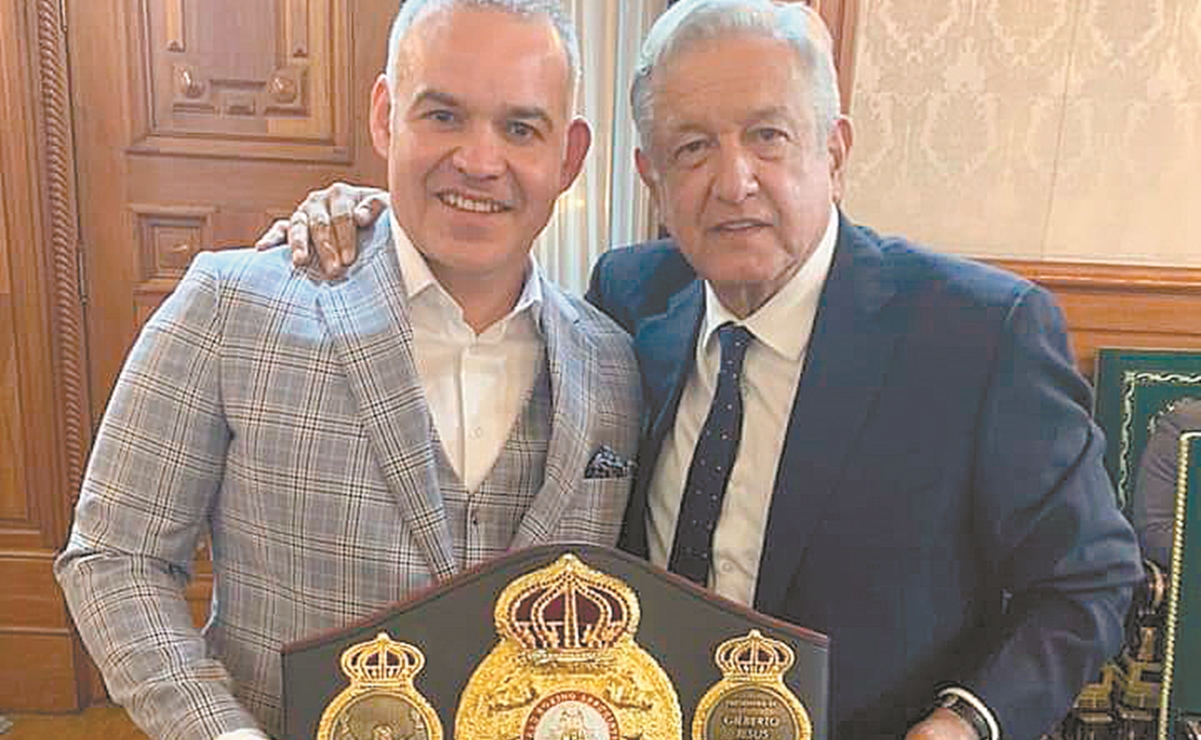 AMLO y la AMB impulsarán academias de boxeo