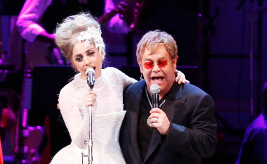 Elton John hace equipo con Lady Gaga