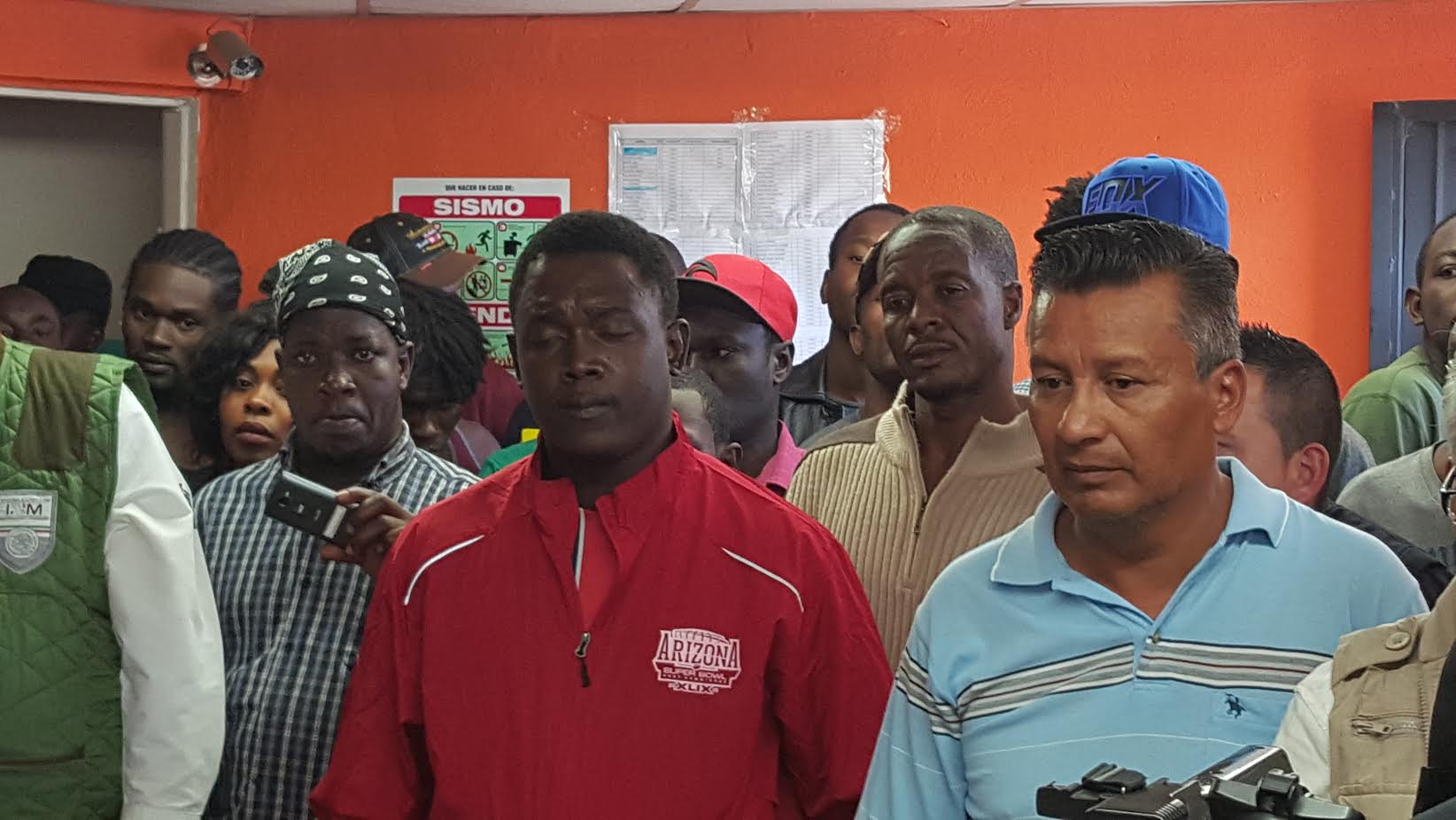 Haitianos, en riesgo de perder su empleo en Tijuana