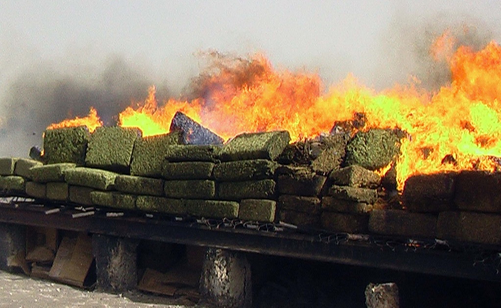 Incineran casi dos toneladas de droga en NL
