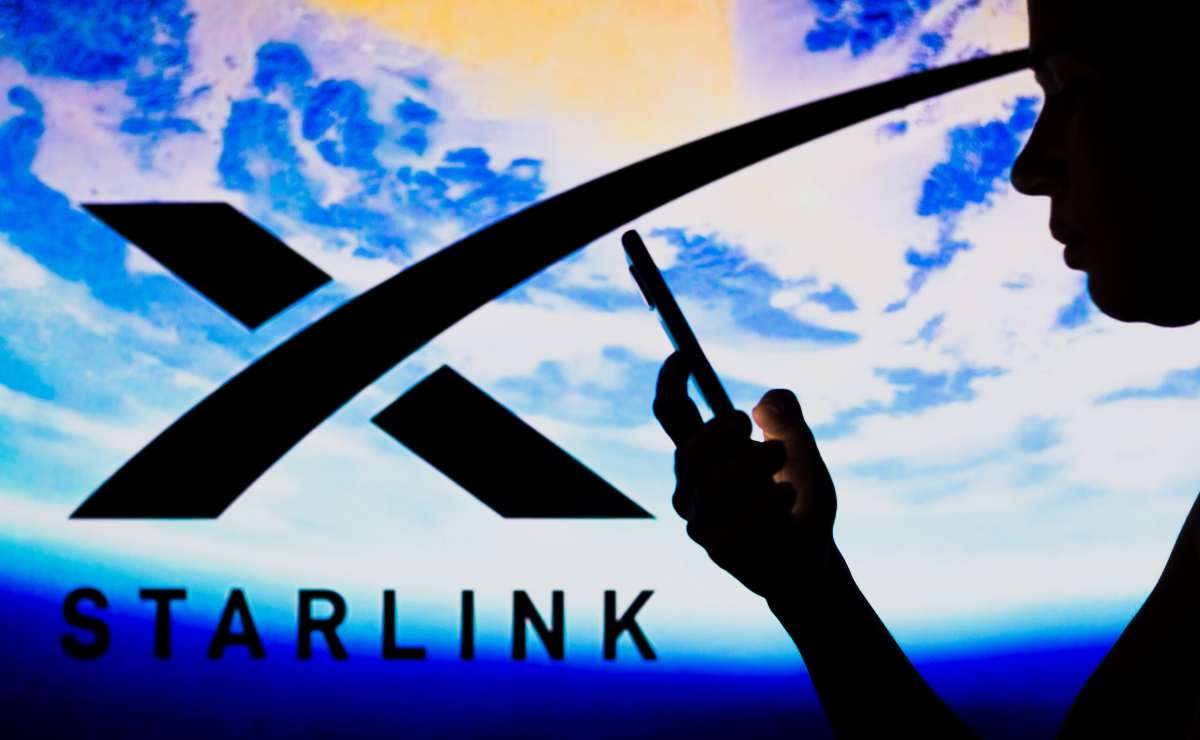 SpaceX lanza primeros satélites Starlink para servicio de conectividad celular