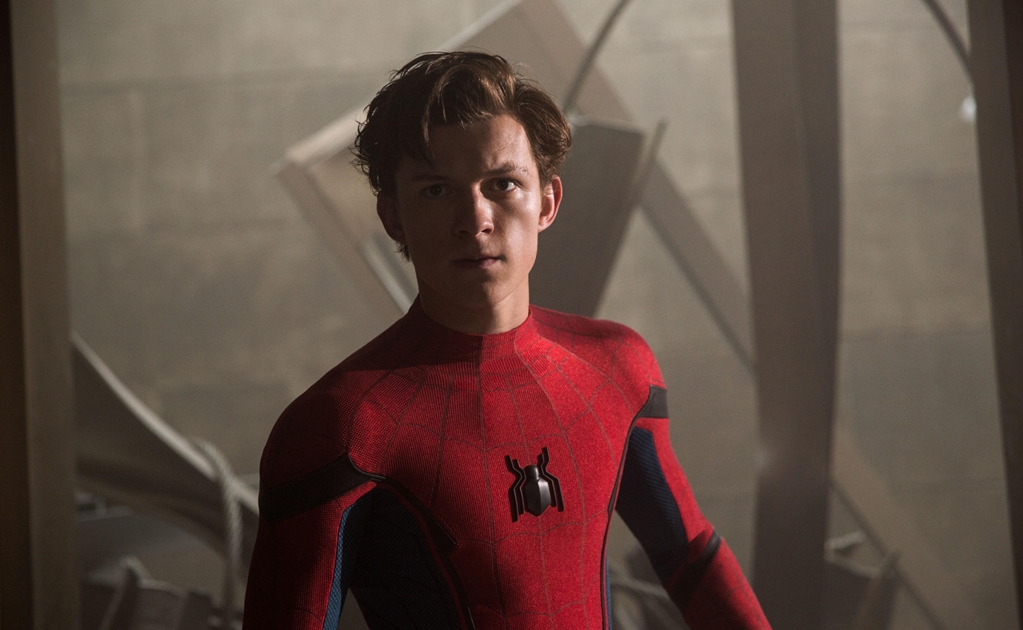 Tom Holland celebra regreso de Spider-Man al MCU