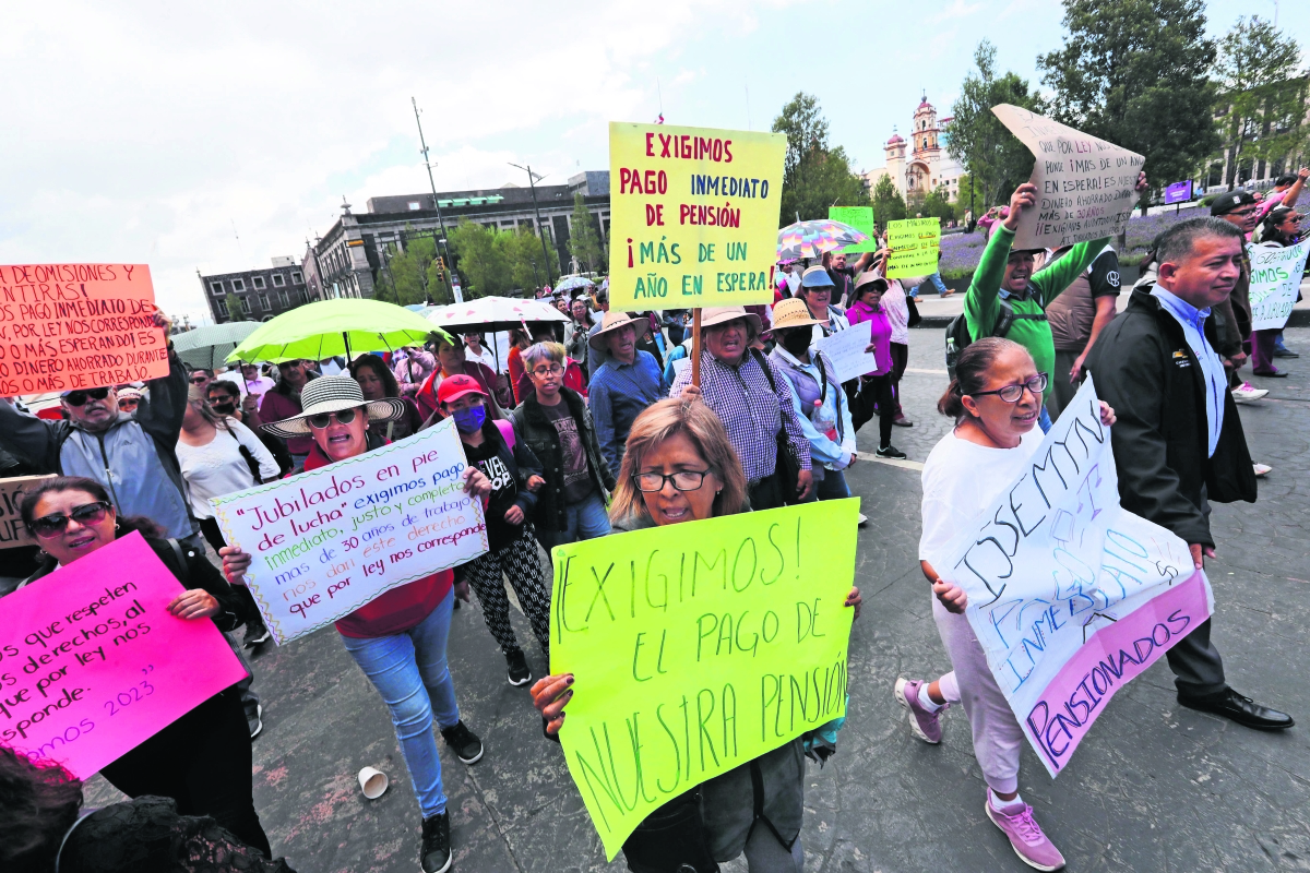 Jubilados exigen el pago de pensiones atrasadas