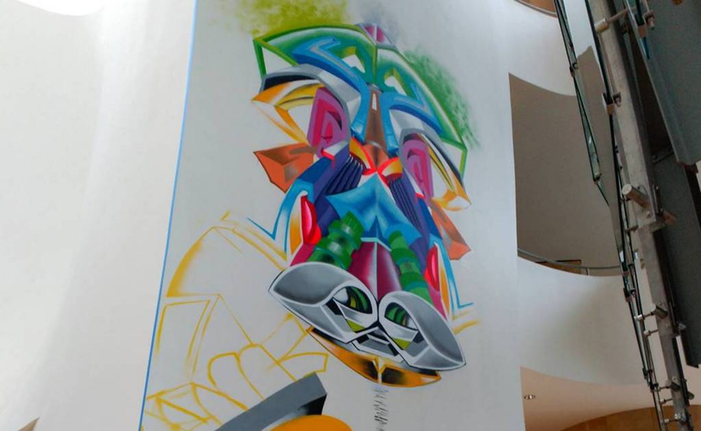 Grafiti de 12 metros toma el Guggenheim Bilbao