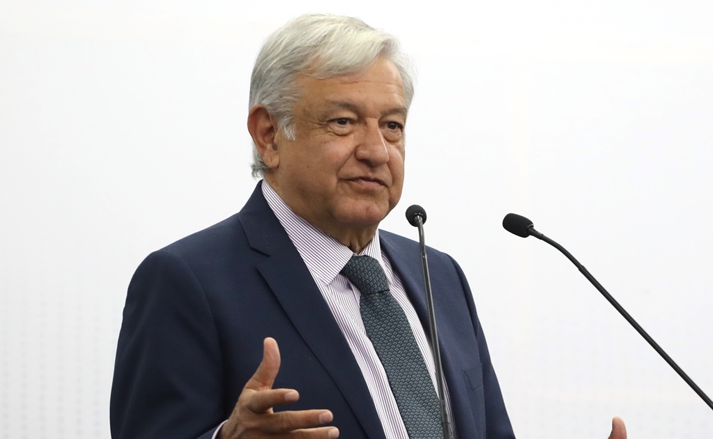 Perfil. AMLO, un Presidente sin celular y que escribe discursos a mano