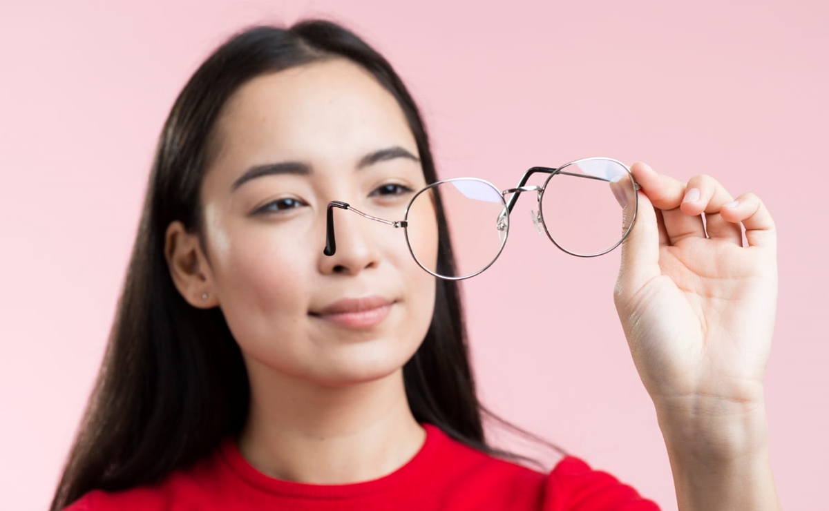 ¿Cómo mejorar la vista sin necesidad de usar lentes ni cirugía?