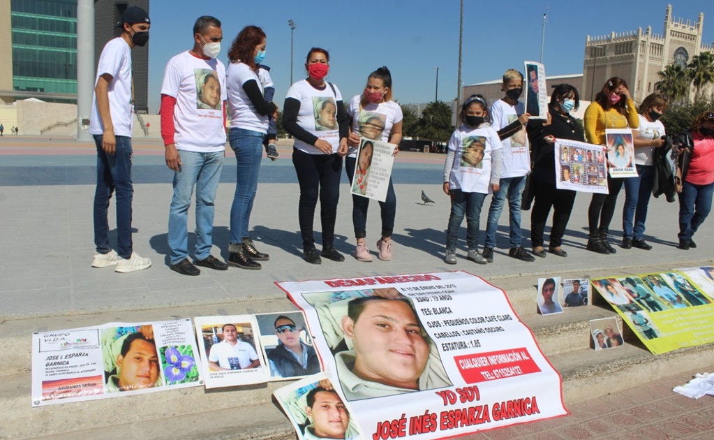 Familias exigen investigaciones a 9 años de la desaparición de 5 jóvenes en Torreón 