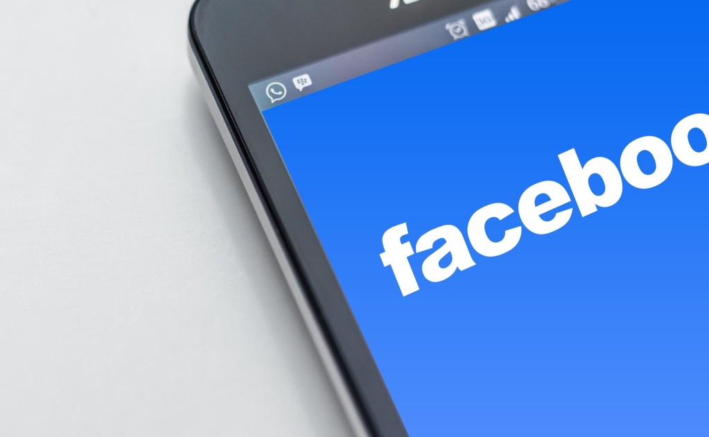 Facebook habilita “botón de contexto” para evaluar las noticias