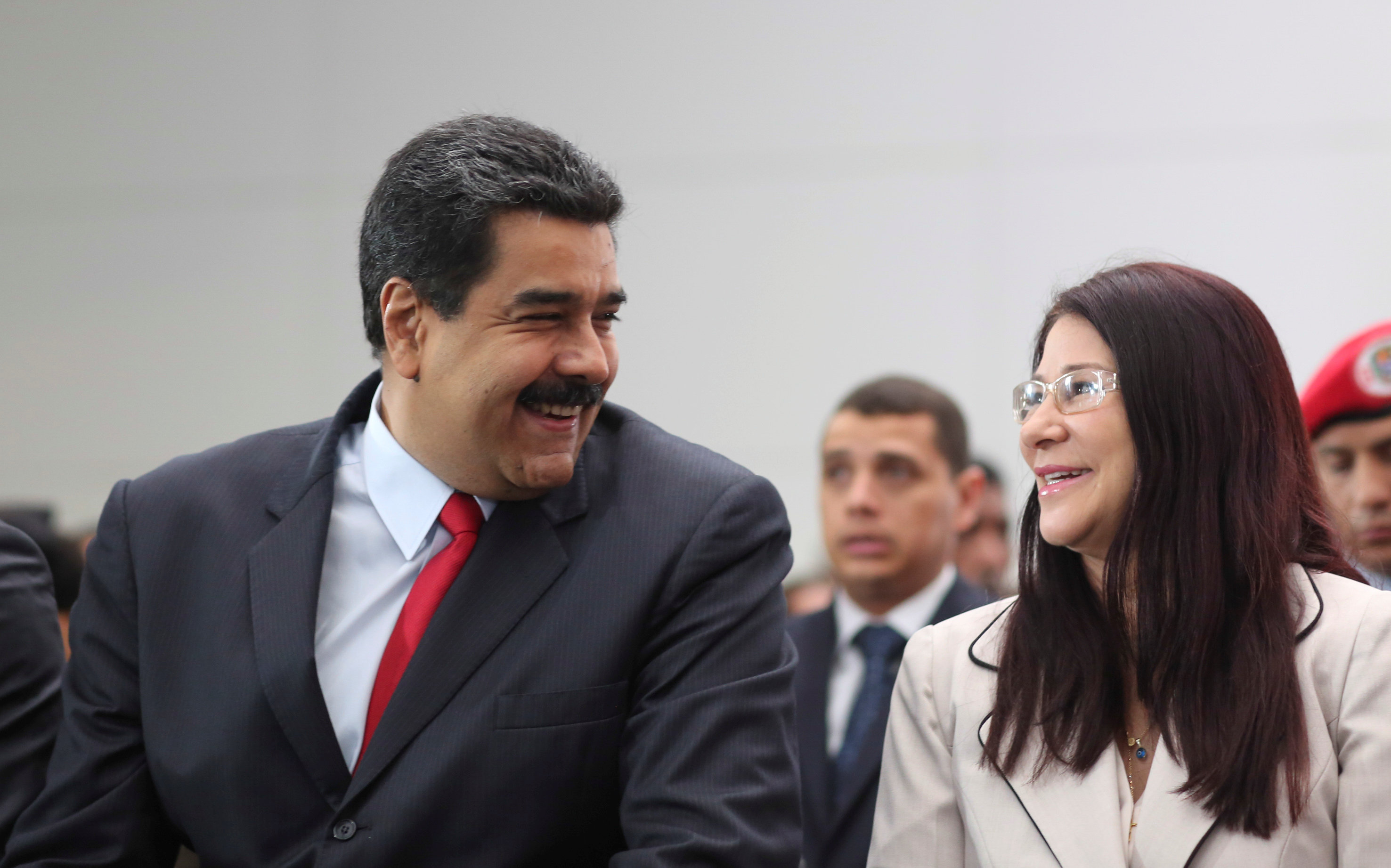 Poder Electoral frena proceso para revocatorio contra Maduro