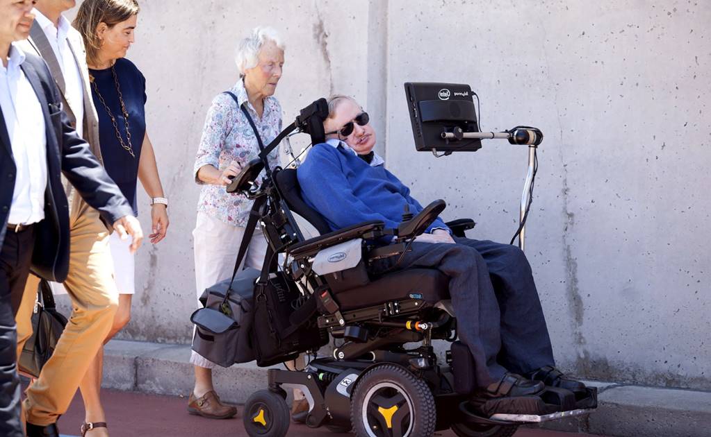 Hawking hablará sobre peligros de la inteligencia artificial