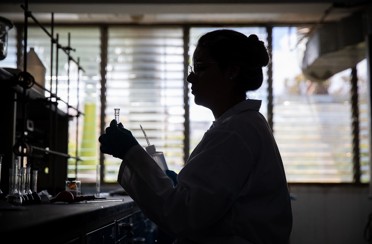 “Es fundamental que se concluyan los análisis de la Ley General de Ciencia": académicos