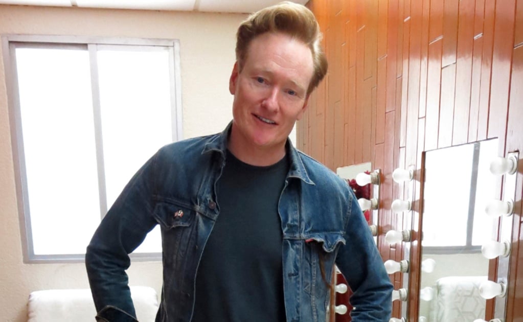 Conan O'Brien disfruta el buen humor de la gente en México
