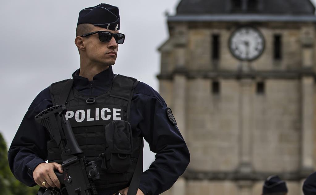 Francia aumentará seguridad durante el verano por alerta terrorista 
