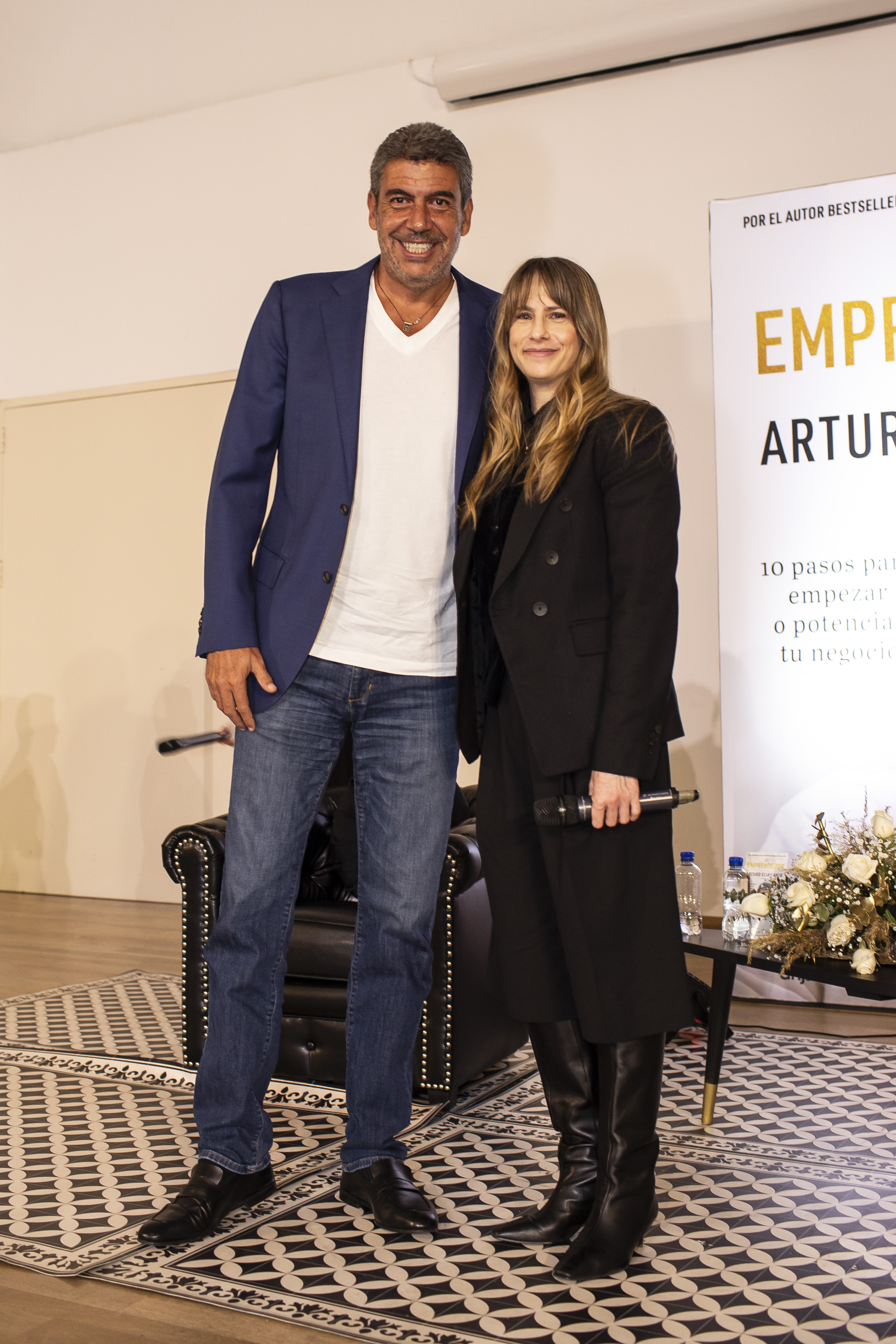 Arturo Elias Ayub presenta nuevo libro "El emprendedor"