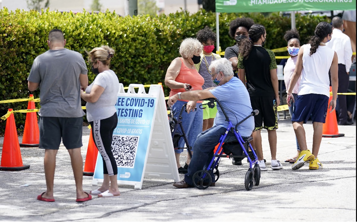 Estados Unidos distribuirá 500 millones de test adicionales de Covid 