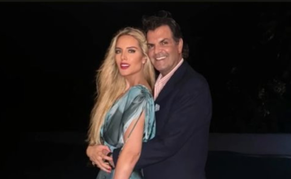 Alejandro Baillères dedica romántica carta a Tania Ruiz por su primer aniversario