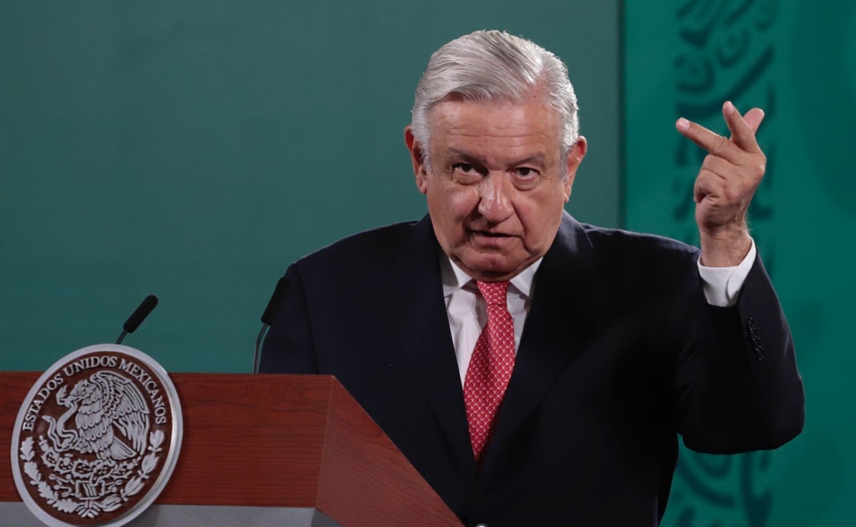 No hay que aspirar a ser "fifís" ni egoístas: AMLO