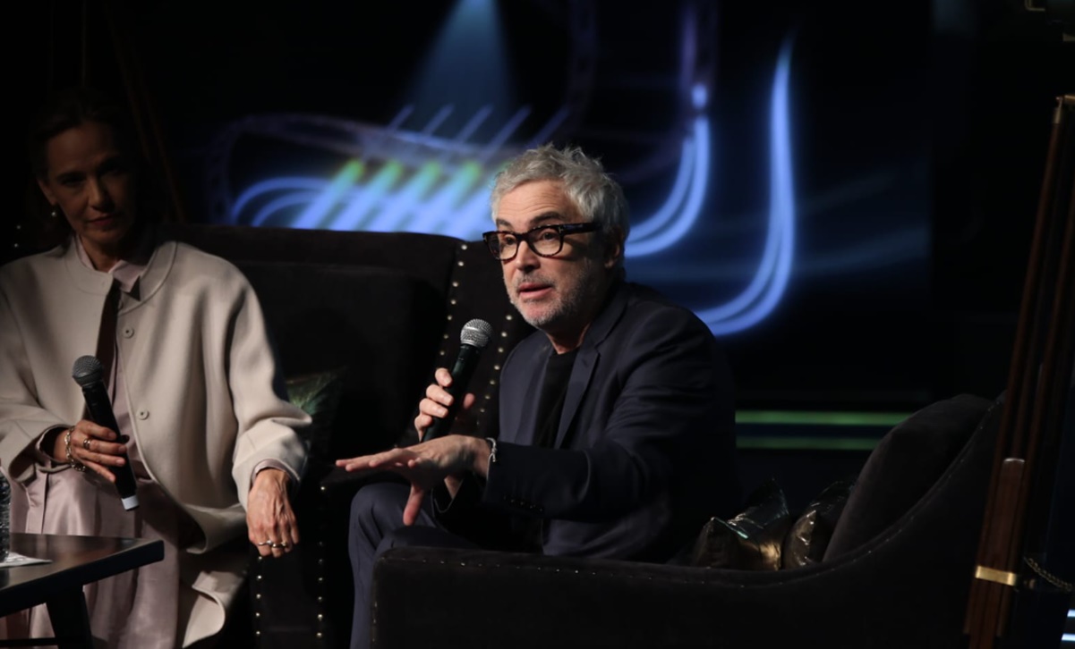 Alfonso Cuarón se fue con Apple, pero Netflix le sigue coqueteando