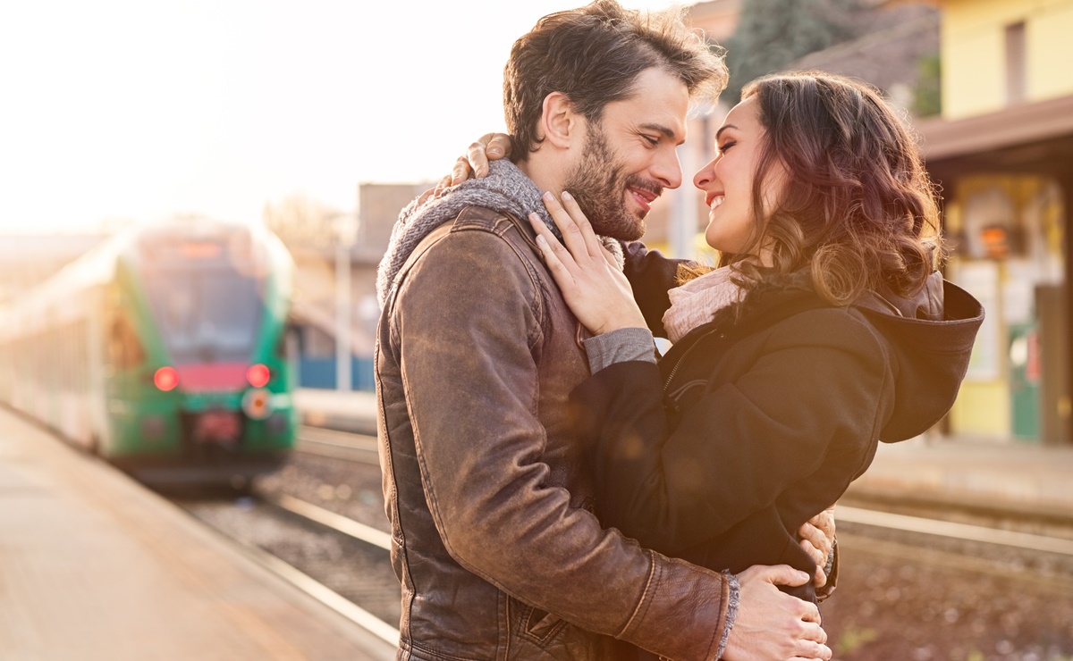 San Valentín. Parejas viajeras podrán recorrer EU de forma gratuita