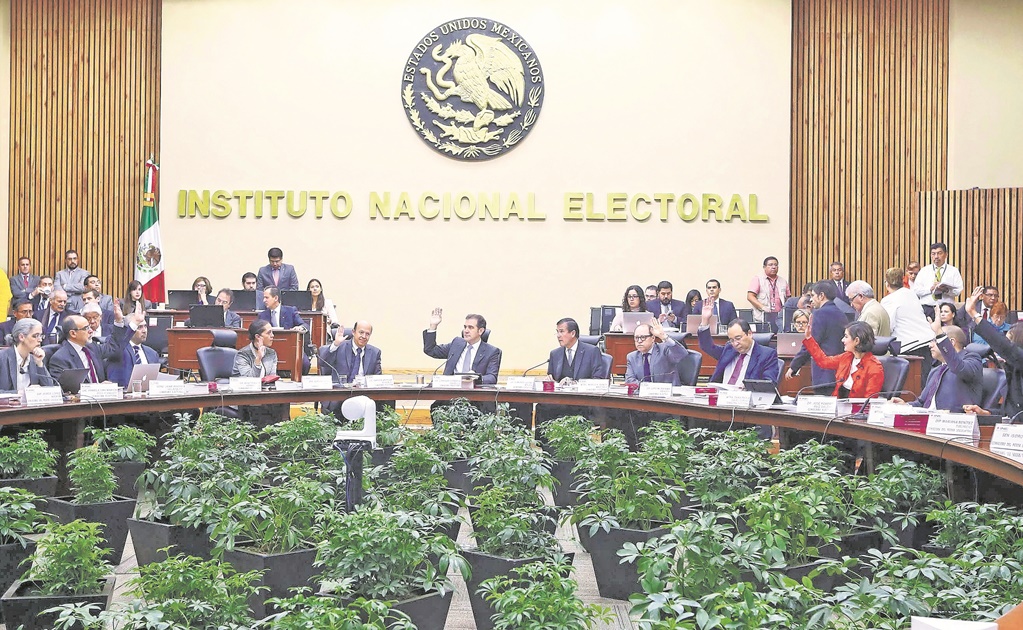 Alista INE nuevo recorte a programas para enfrentar déficit