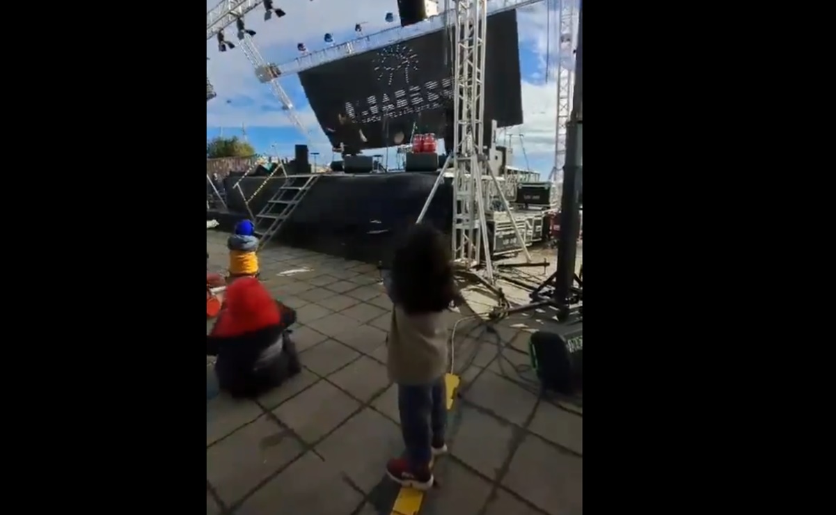 Pantalla gigante se desploma sobre escenario en pleno show de mago en Chile, dice que fue “su mejor acto de escapismo”