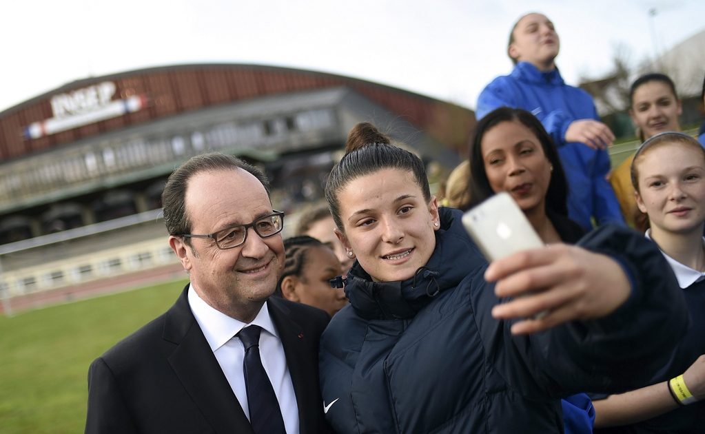 Hollande rechaza que haya planeado suspender la Eurocopa