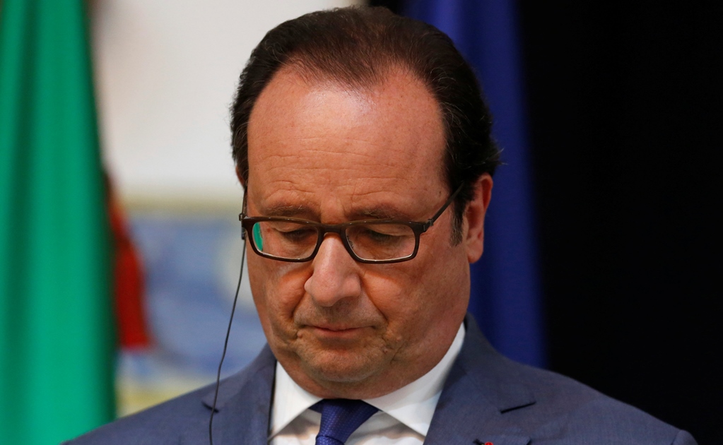 Hollande estudia prolongar estado de emergencia durante seis meses