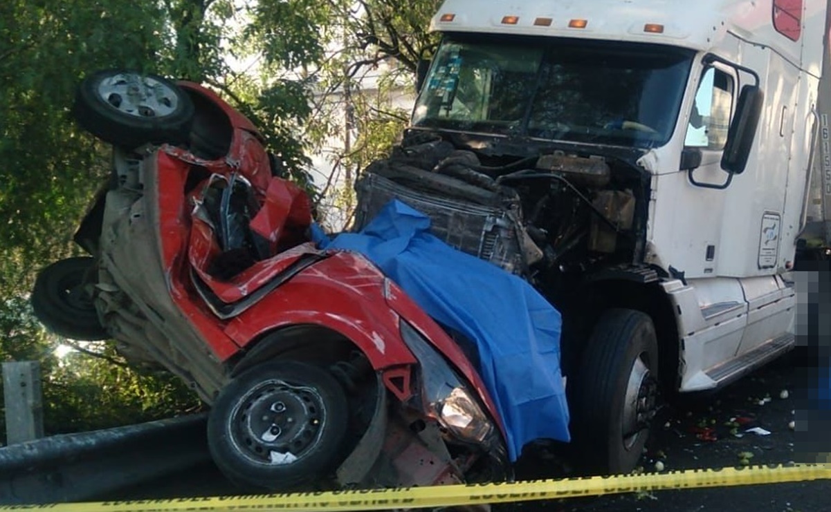 Carambola en la autopista México-Querétaro deja dos personas muertas 