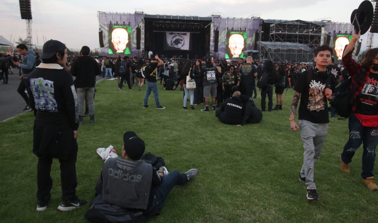 Hell and Heaven arranca mal: reportan cancelación de bandas, retrasos y quejas con boletos