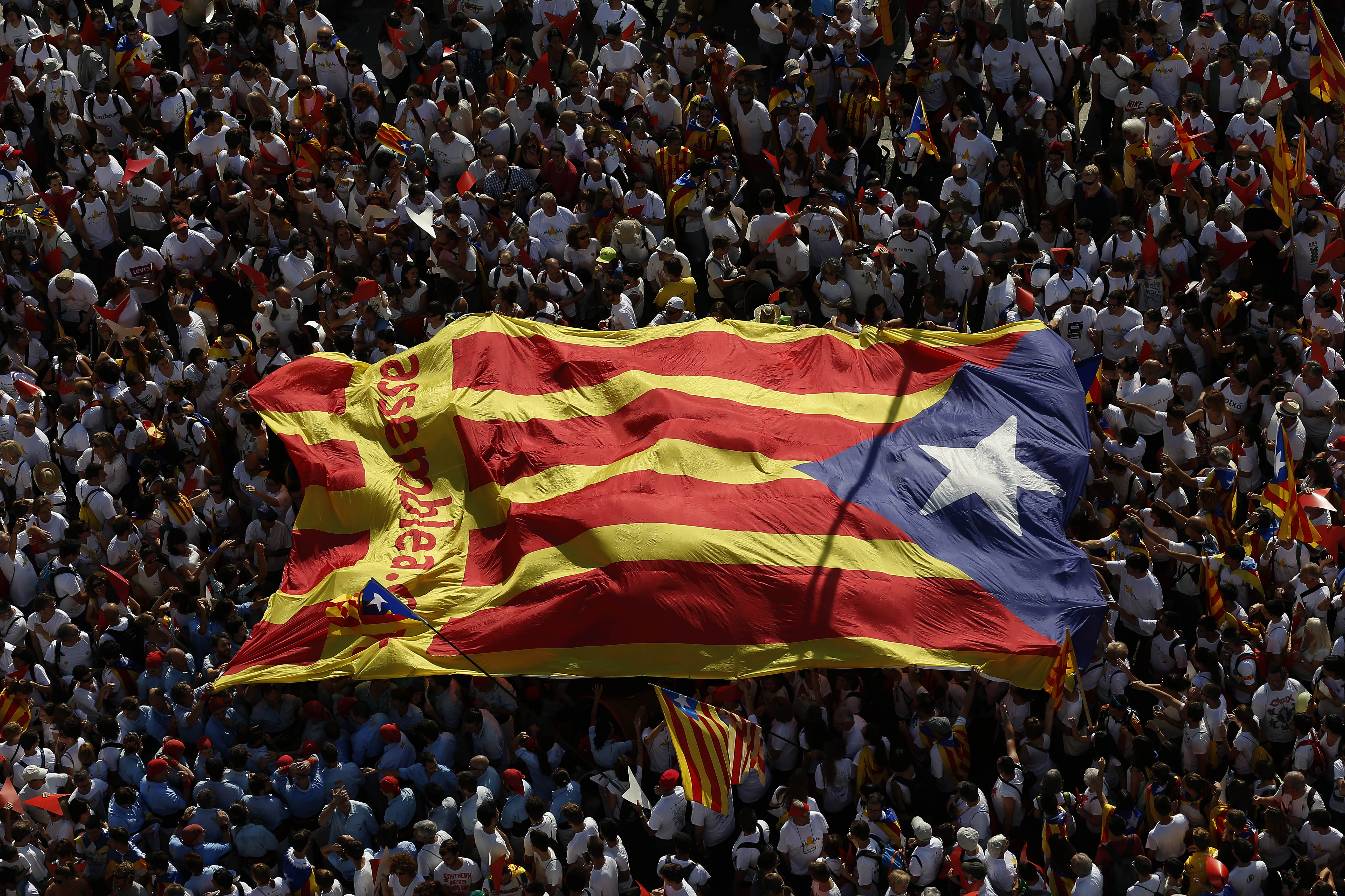 Bancos advierten contra independencia catalana