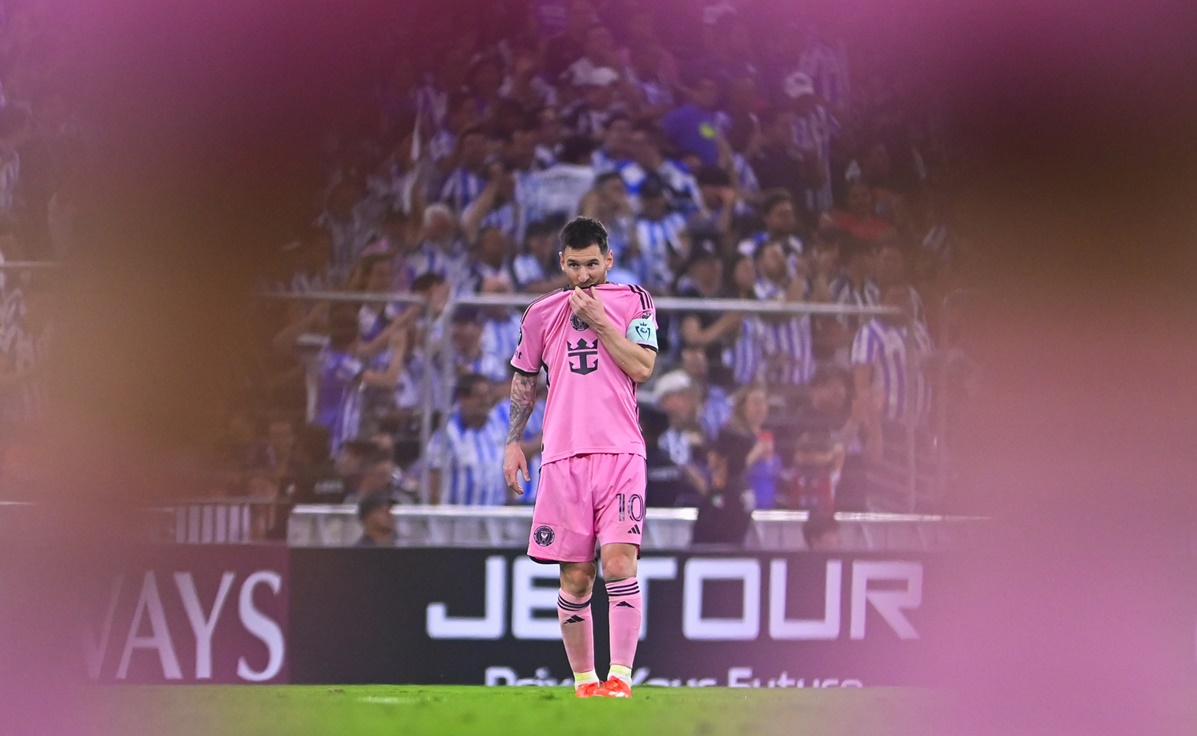 A Lionel Messi le gritan “Cristiano” en el estadio de Rayados