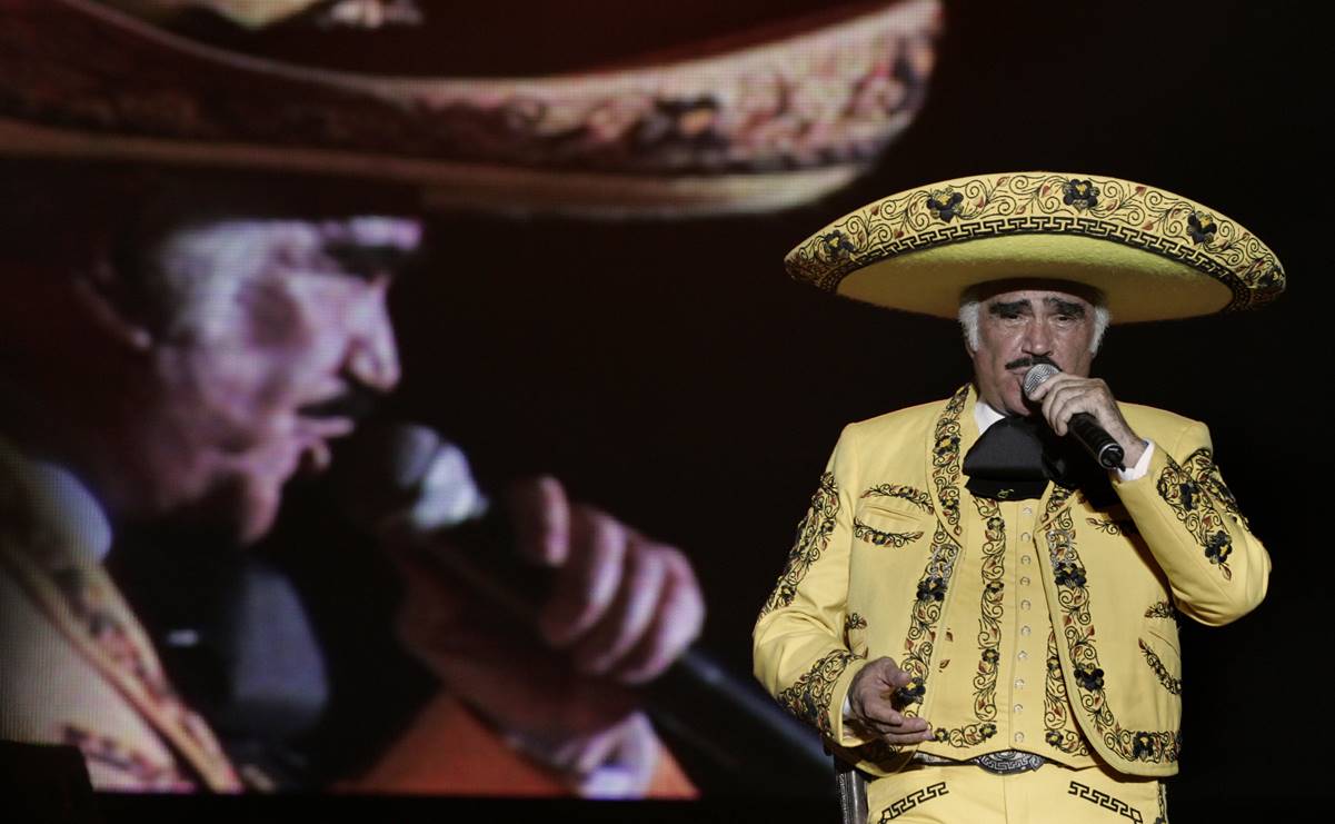 Homenaje a Don Vicente Fernández, "El Charro de Huentitán", minuto a minuto