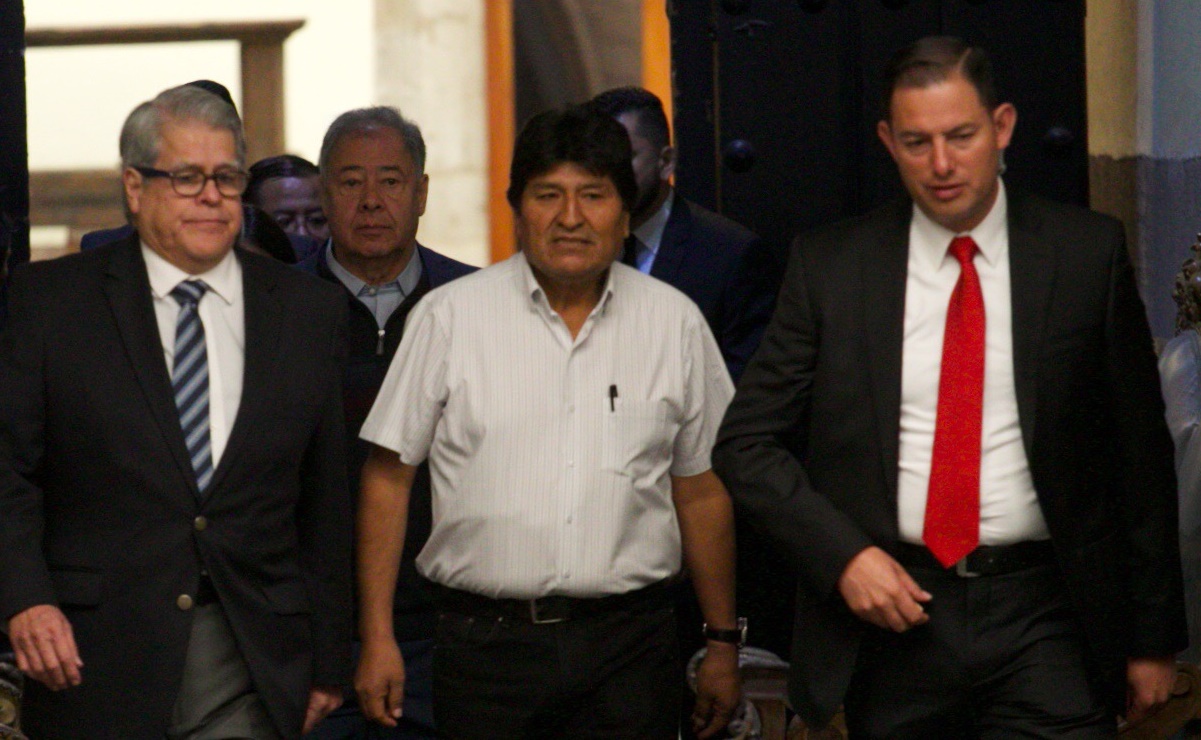 Fox identifica a elemento del Estado Mayor Presidencial que ahora cuida a Evo Morales