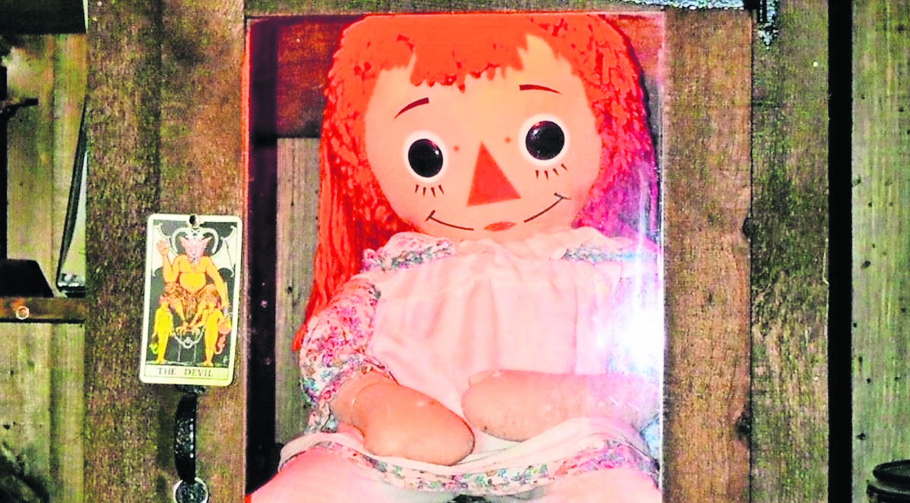 Где хранится кукла анабель фото