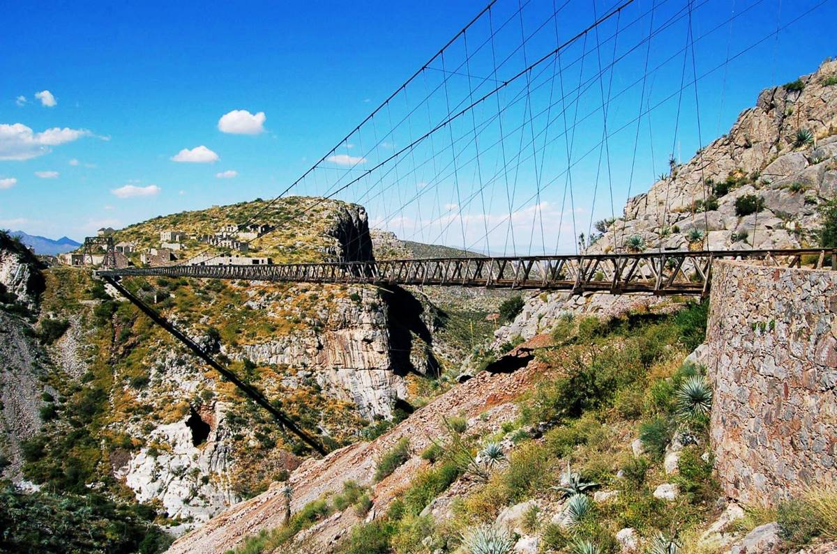 5 puentes colgantes de México que debes cruzar alguna vez 