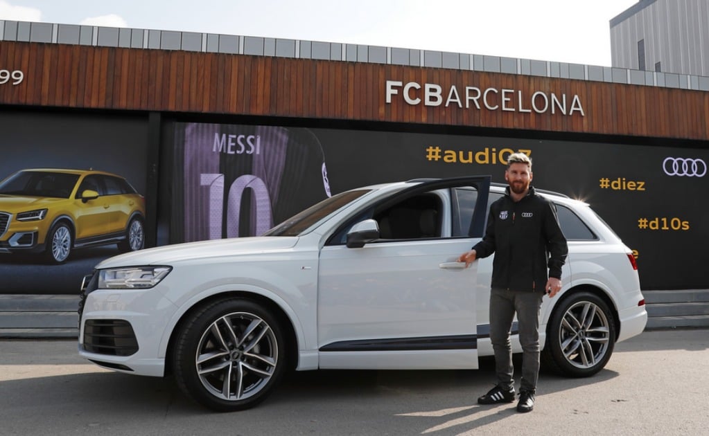 Jugadores del Barcelona probaron el Audi Q2