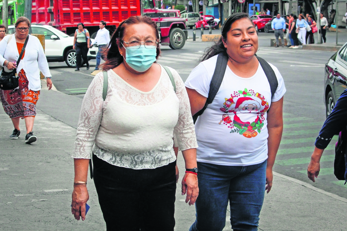 Confronta gripe aviar a México con OMS