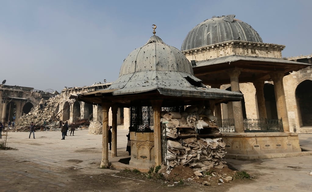 Guerra en Siria destruye antigua mezquita de Alepo