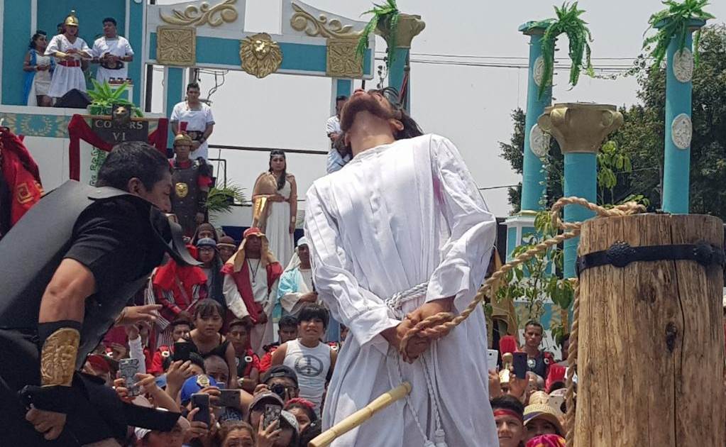 Tras juicio y azotes, piden crucificar a Cristo de Iztapalapa 