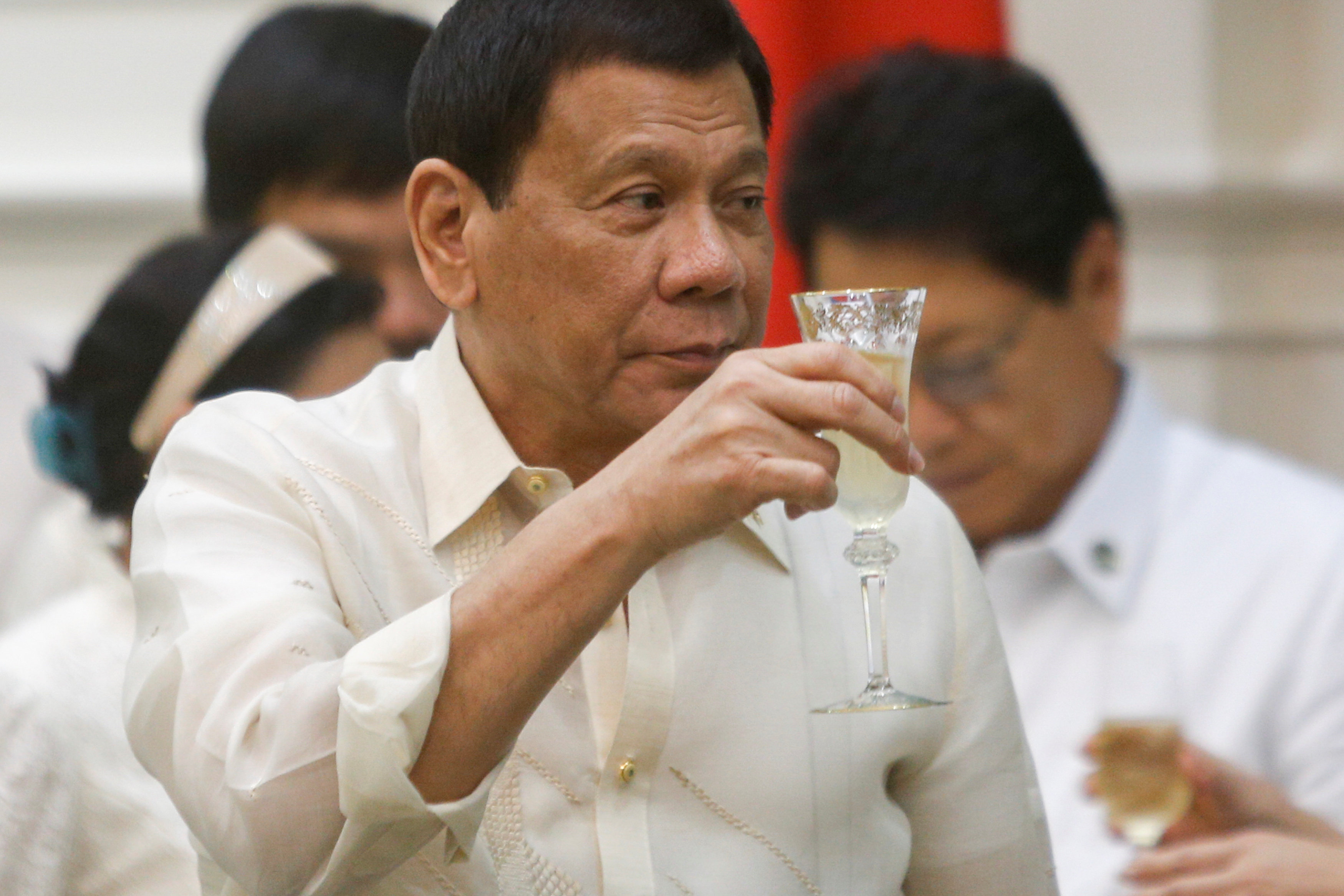Duterte admite que mató "personalmente" a criminales para poner el ejemplo
