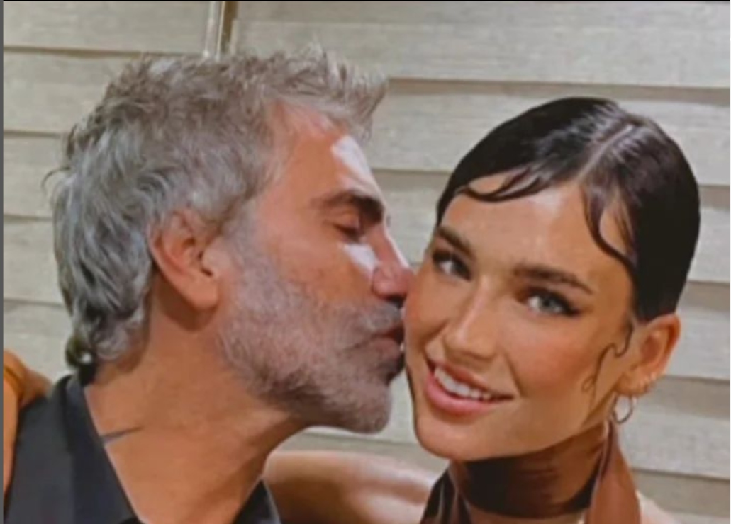 Karla Laveaga comparte por primera vez una foto con doña Cuquita, viuda de Vicente Fernández