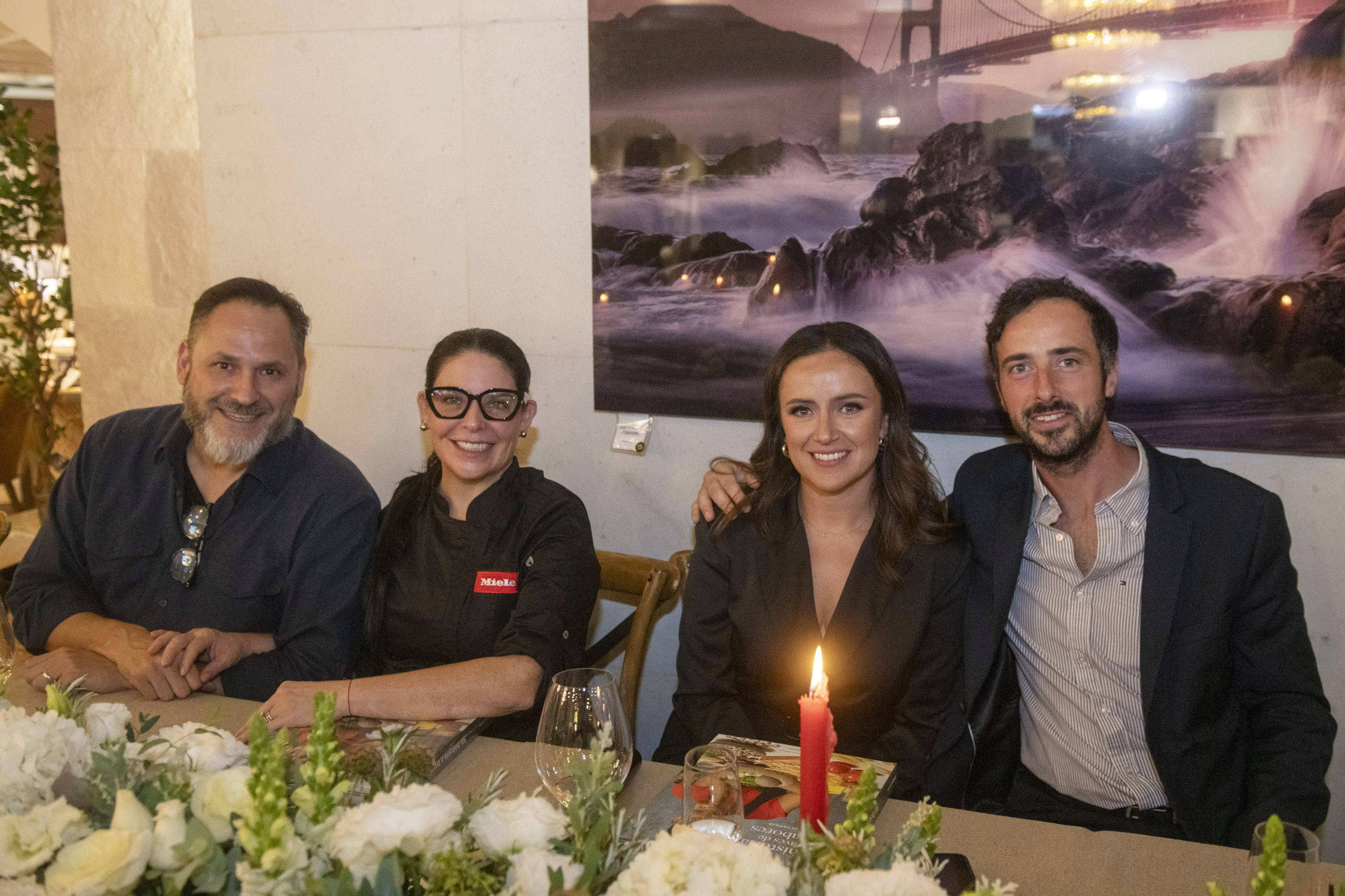Zahie Téllez engalana la cena de aniversario de Miele
